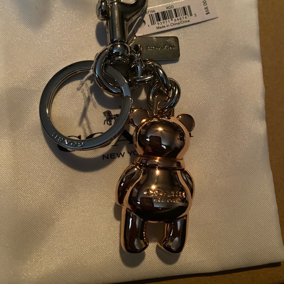 Rose Gold Coach 3D Teddy Bear Charm - Picture 4 of 4